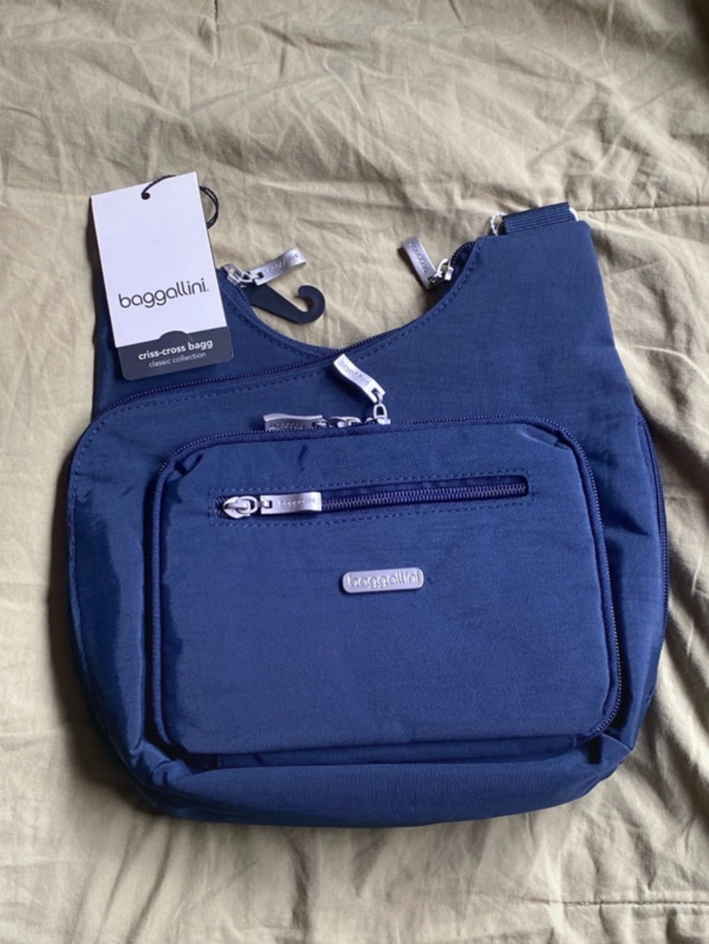 Baggallini • crossbody bag • no strap